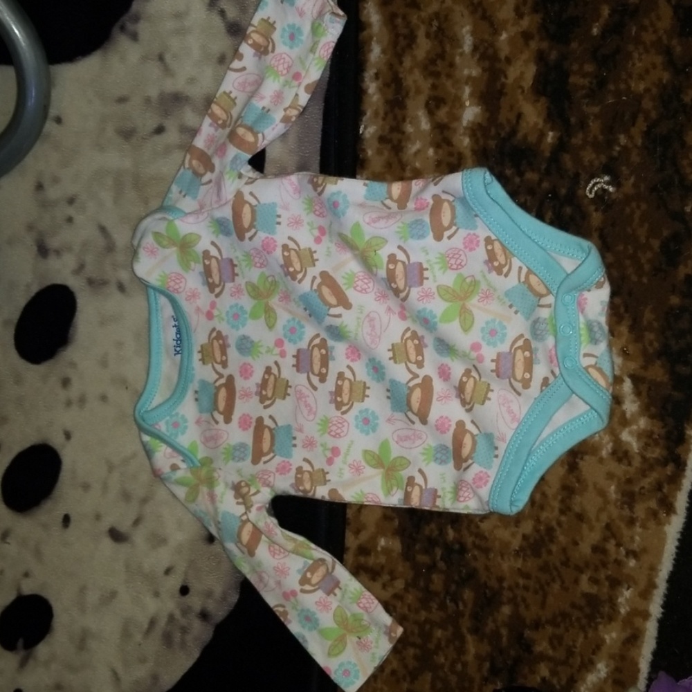 Babies Clothes Lot Size 0-3 Months